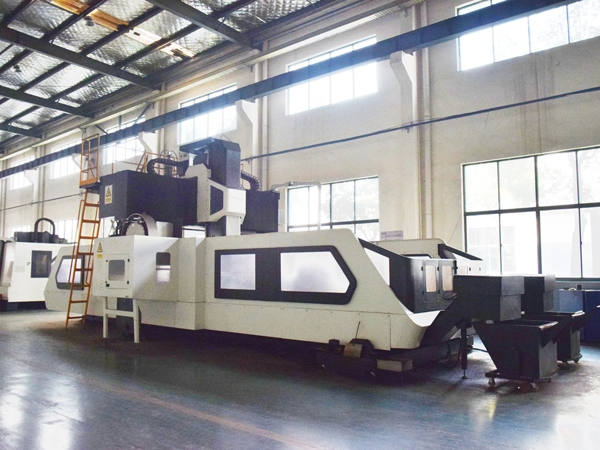 龍門加工中心-GMC2040